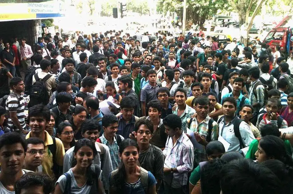 तमिलनाडु की राजनीति में चन्द्रशेखर जोसेफ विजय जीत के कारक