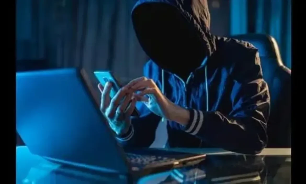 58 crore looted from businessman by posing as fake ED-CBI officer in Mumbai
