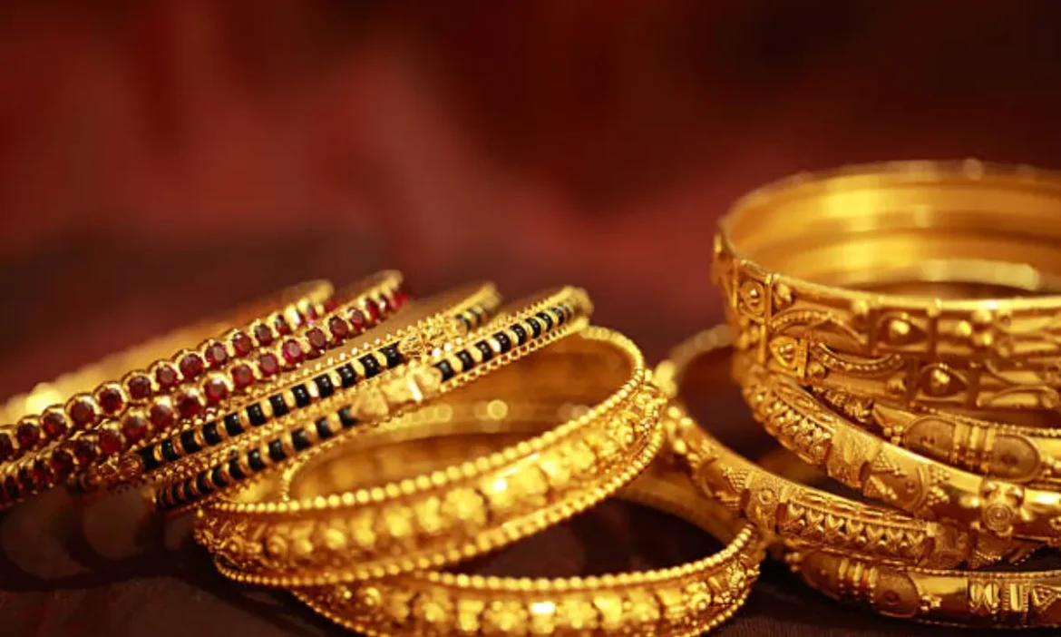 Again a decline was recorded in the prices of gold and silver.
