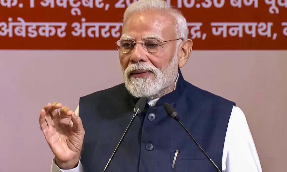 PM Post: PM Modi paid homage to Bapu and Lal Bahadur Shastri, said-our dear Bapu
