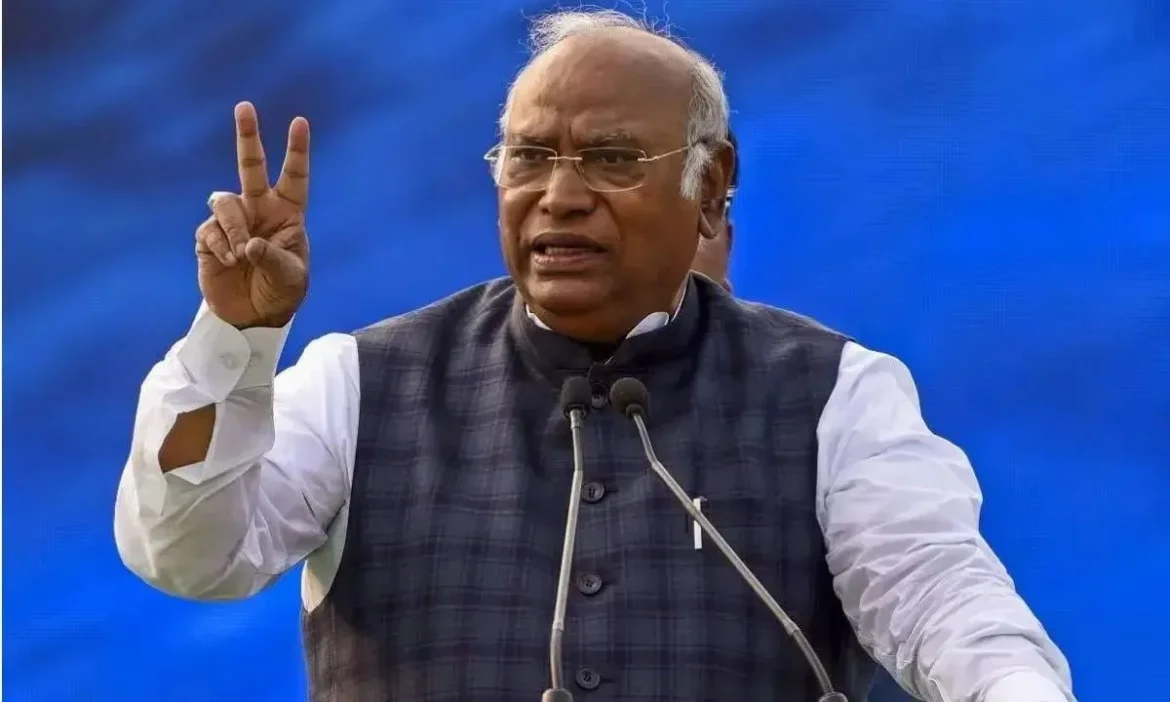 In my opinion RSS should be banned: Kharge
