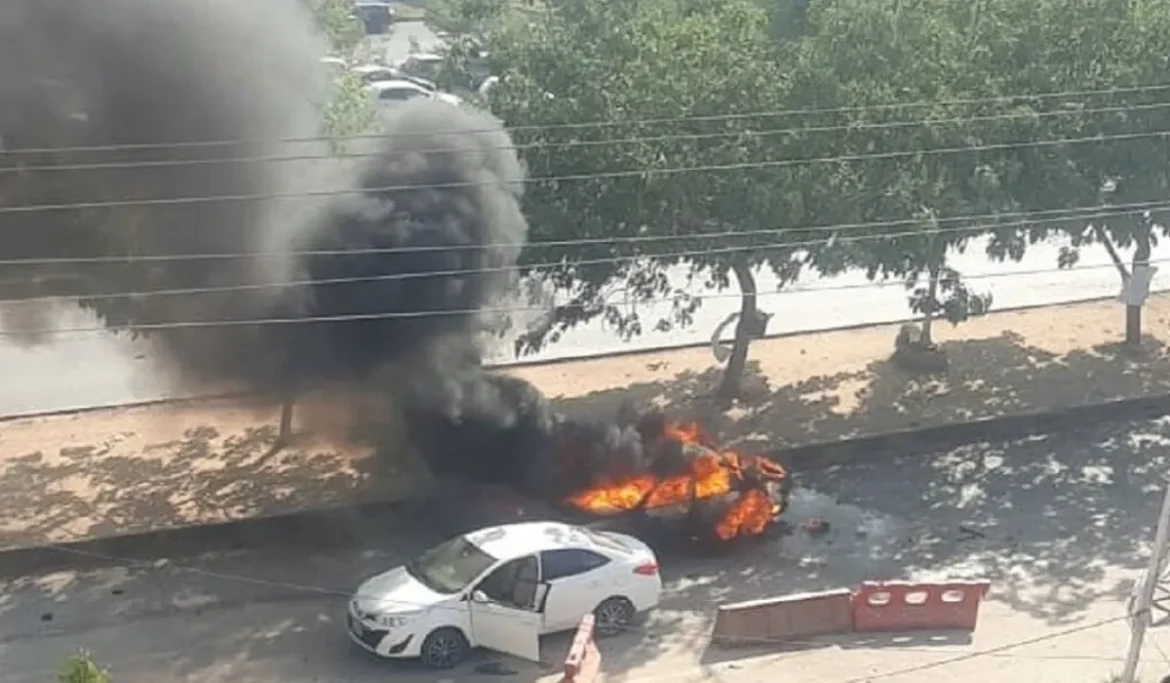 Big explosion in car parked outside Islamabad court, 12 killed
