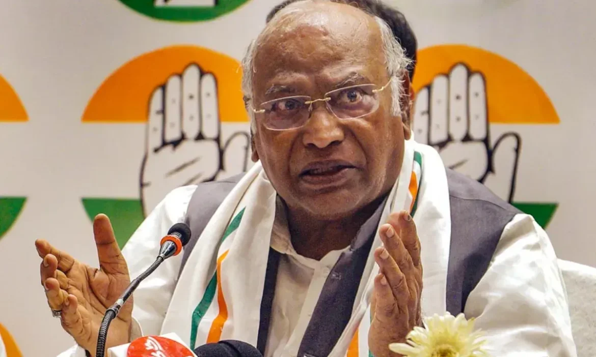 Congress claims: Grand alliance government being formed in Bihar
