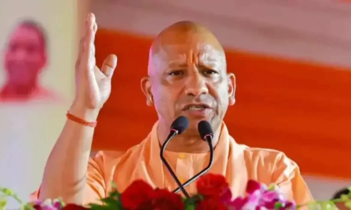 'Those who made big promises snatched jobs from the youth...' CM Yogi targeted Tejashwi-Rahul
