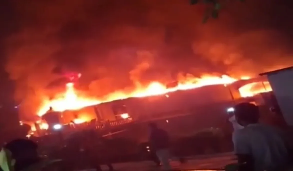 23 killed in fire in Goa night club
