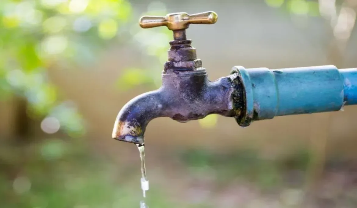 इंदौर का दूषित पानी पीने 3 लोगों की मौत, 100 से ज्यादा बीमार