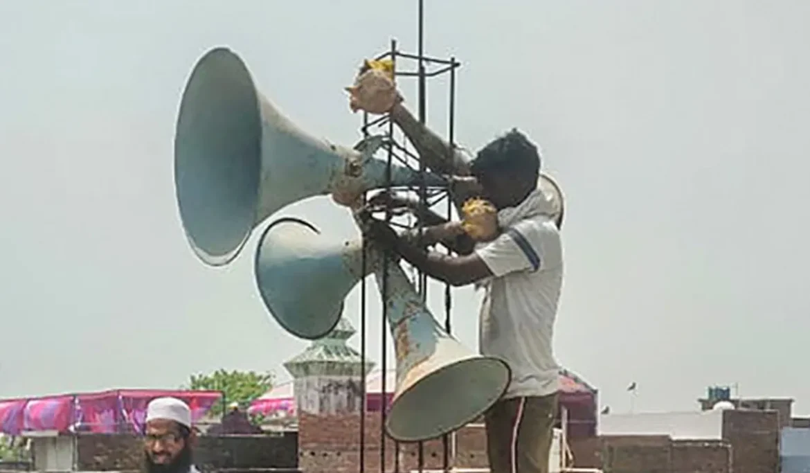 Muzaffarnagar police removed 55 loudspeakers from mosques
