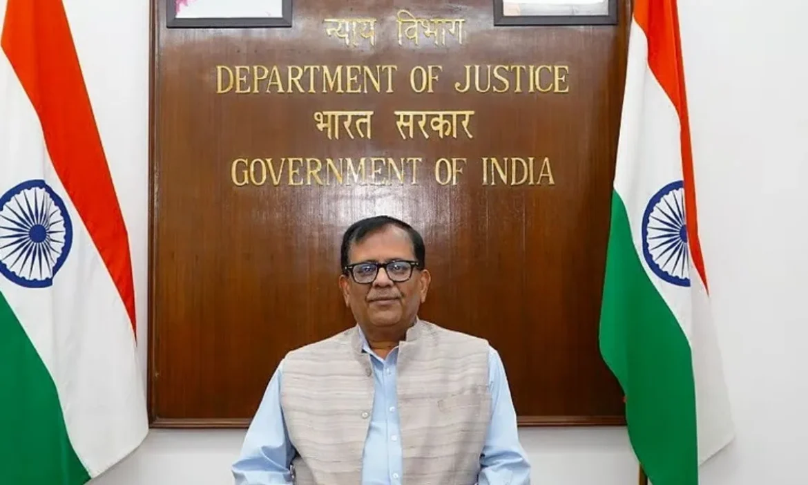 Former bureaucrat Raj Kumar Goyal will be the new CIC
