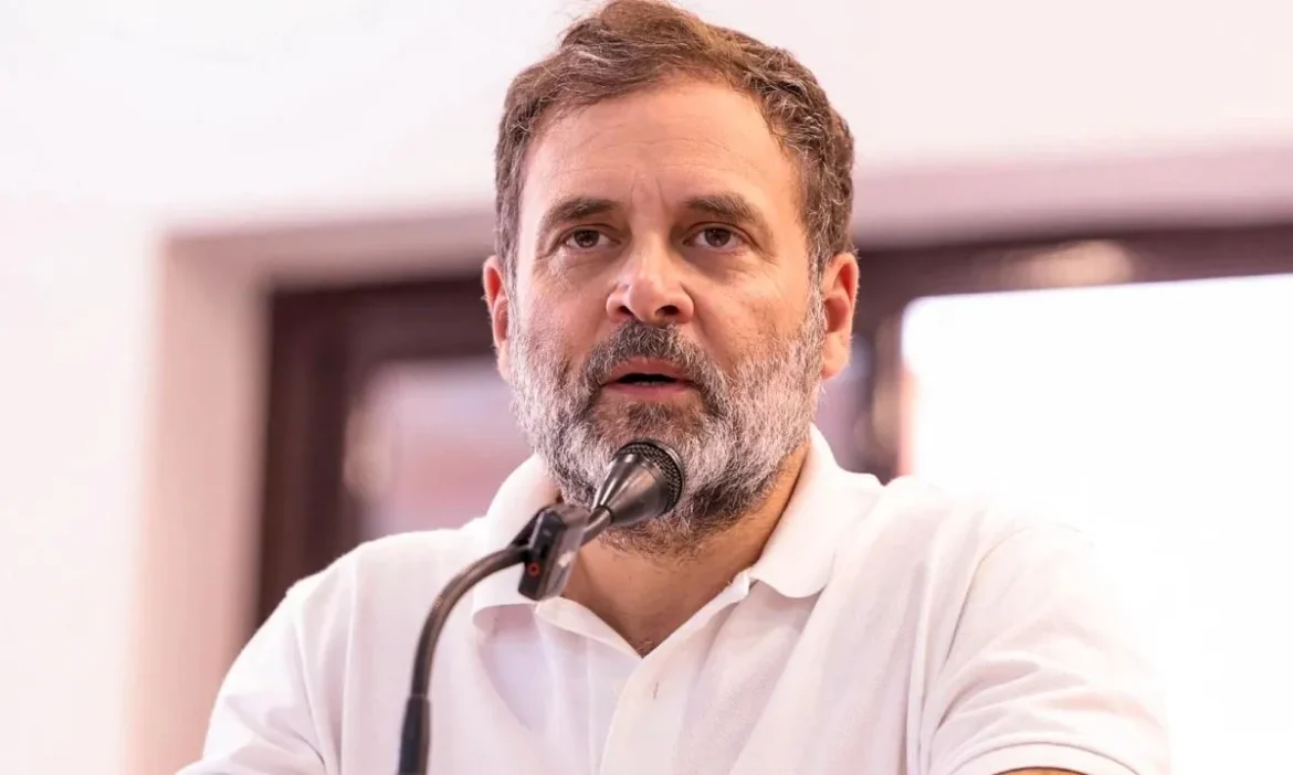 Rahul Gandhi attacks Center on Indigo's failure
