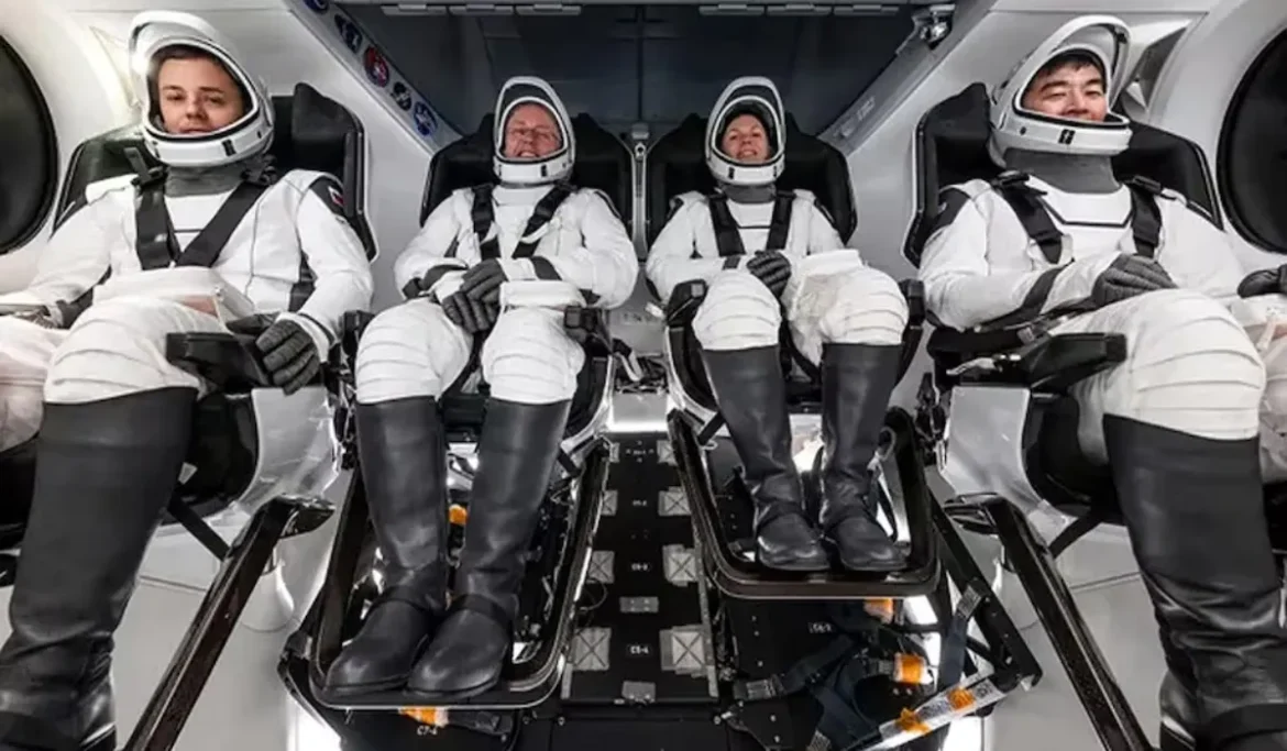 धरती पर वापस आ रहे NASA के 4 एस्ट्रोनॉट