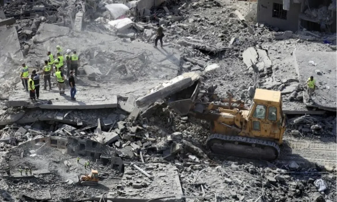 गाजा में इजराइली हमले में 12 फिलिस्तीनी की मौत