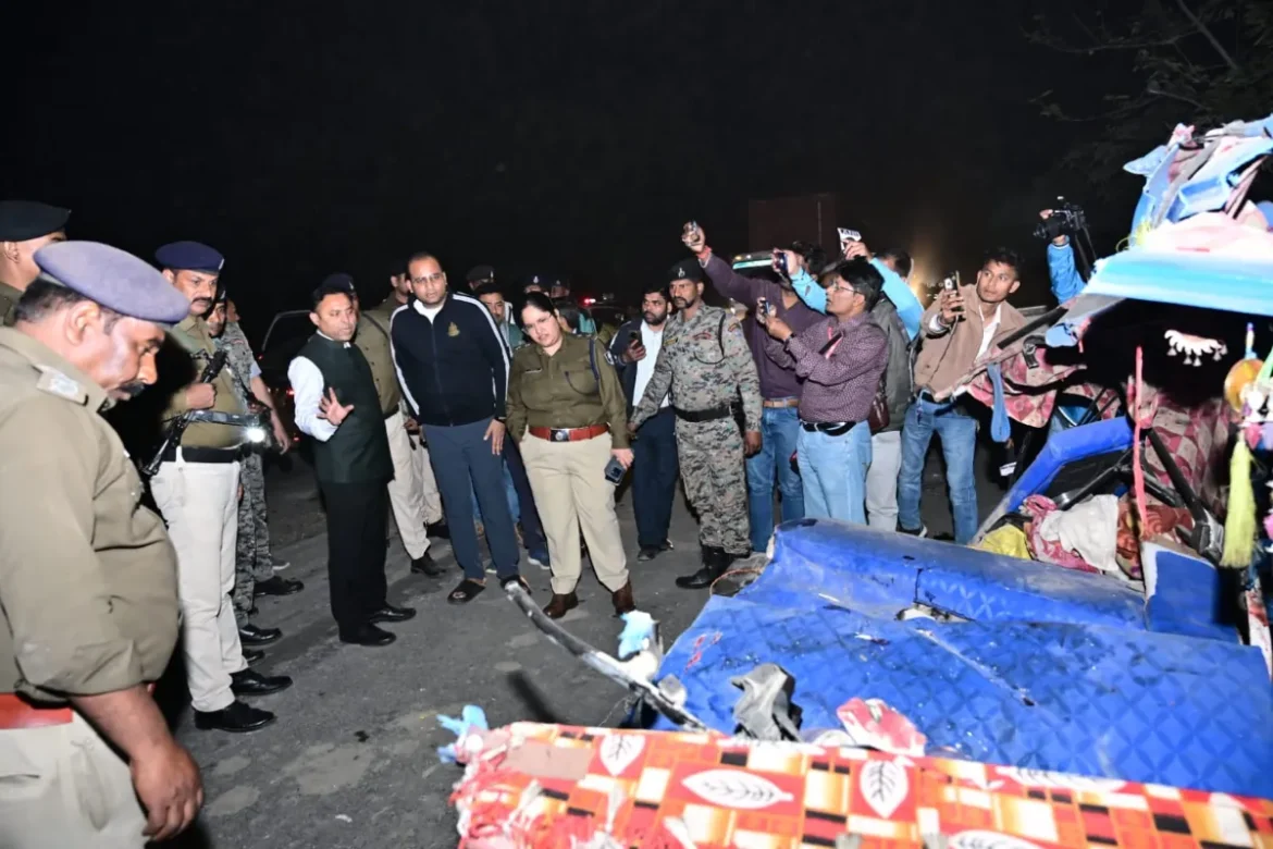 सड़क हादसे में 4 जिंदगियां खत्म
