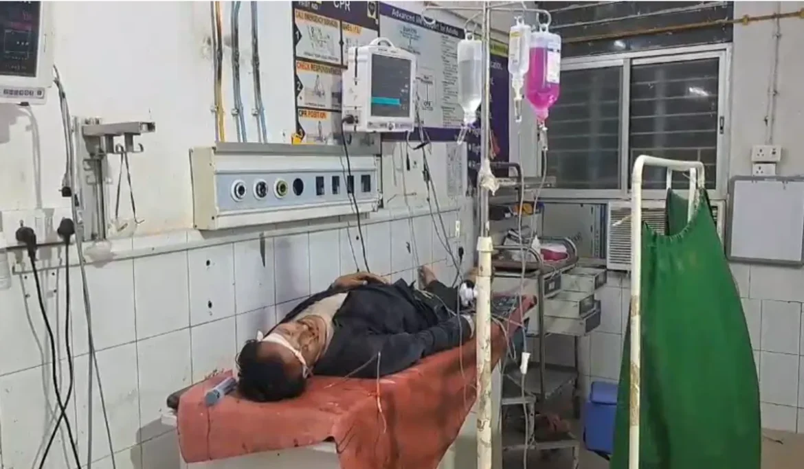 Civil Surgeon Harassed Employee: कर्मचारी ने खाया सल्फास