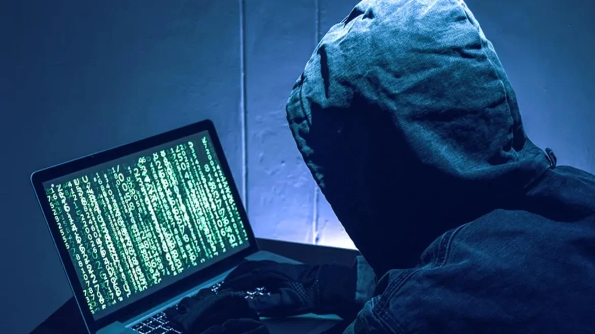 फर्जी कॉल सेंटर पर छापा, 7 गिरफ्तार