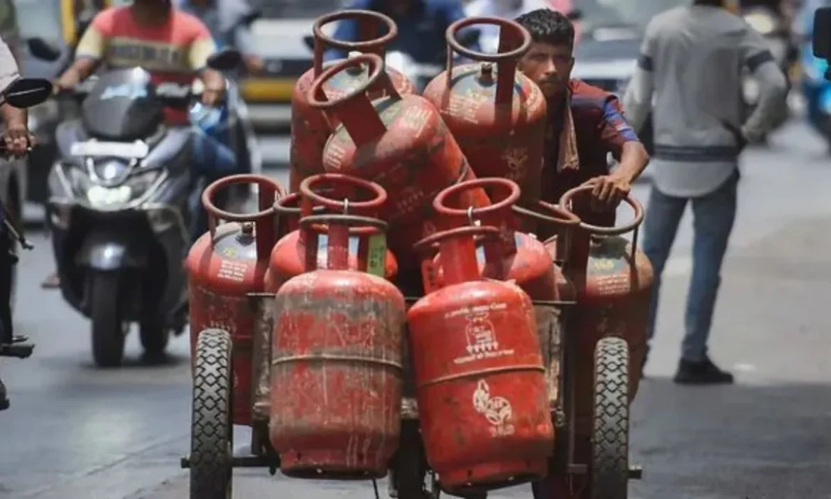 LPG की सप्लाई पर केंद्र सख्त