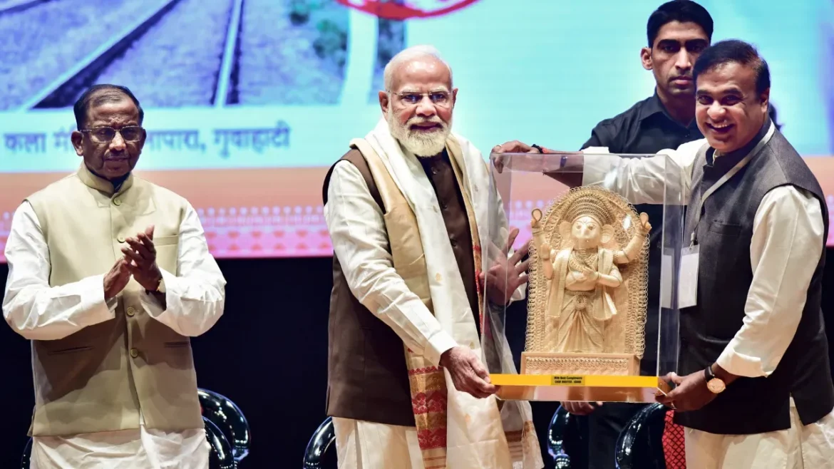 मोदी ने असम को दी 19,680 करोड़ की सौगात