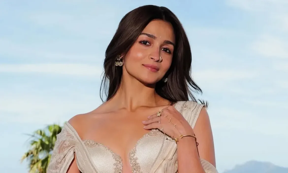 Cannes में Alia Bhatt ने शेयर किया अपना Skin Snack