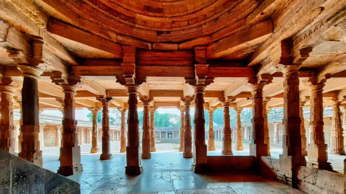 HC ने भोजशाला को माना मंदिर