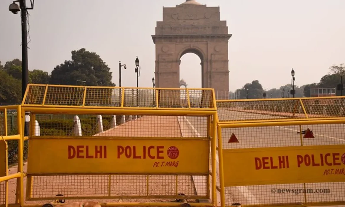 दिल्ली को थी दहलाने की साजिश, 9 गिरफ्तार