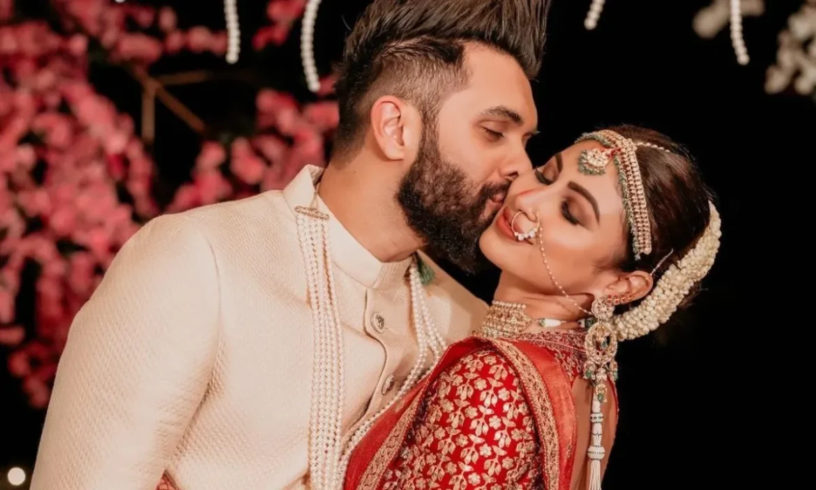 Mouni Roy और Suraj Nambiar ने खत्म किया 4 साल का रिश्ता