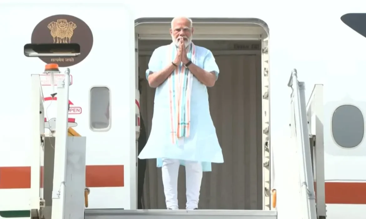 5 देशों की यात्रा पूरी कर स्वदेश लौटे प्रधानमंत्री