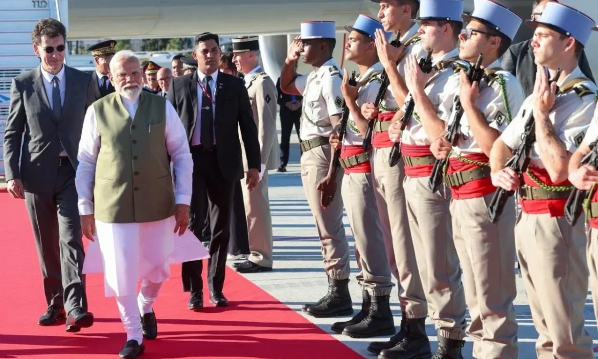 प्रधानमंत्री मोदी का पांच दिवसीय दौरा