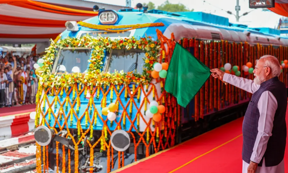 भारत की पहली हाइड्रोजन ट्रेन को हरी झंडी