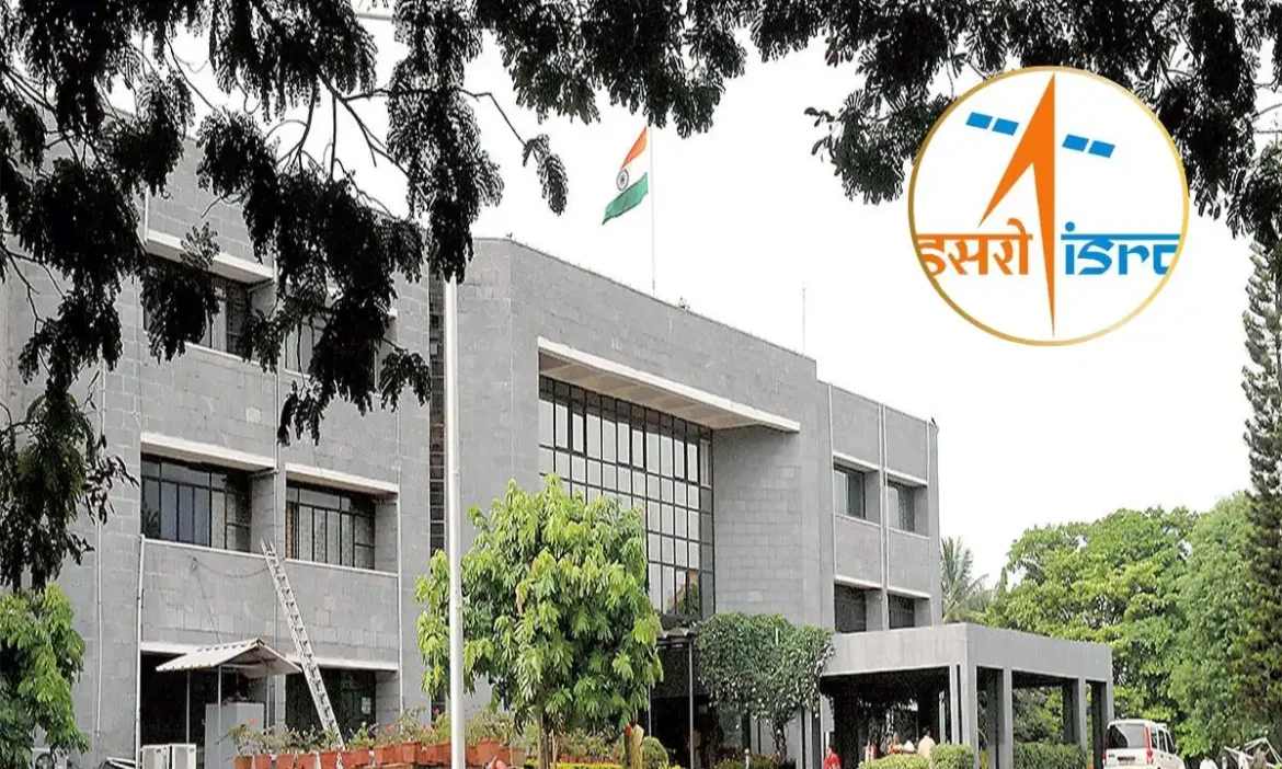 इसरो को मिली बम से उड़ाने की धमकी