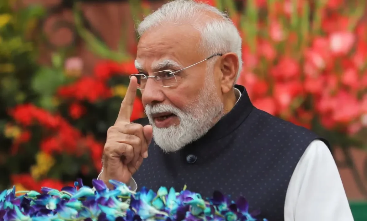 PM Modi का फेसबुक वीडियो अचानक हुआ गायब! मचा हंगामा